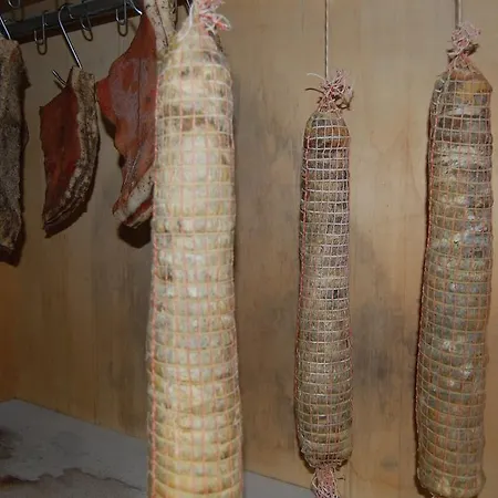 Agroturismo Colle Delle Meraviglie Fratticciola Selvatica