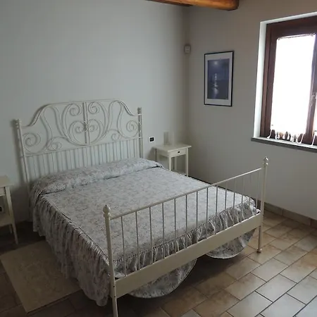 Agroturismo Colle Delle Meraviglie Fratticciola Selvatica